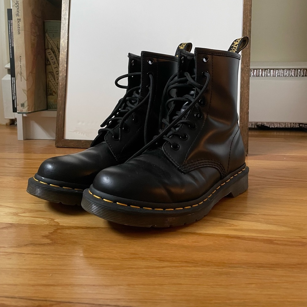 Dr. Martens 1460 Smooth Leather Lace Up Boots
